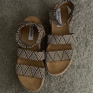 Steve Madden Eapadrille Sandal